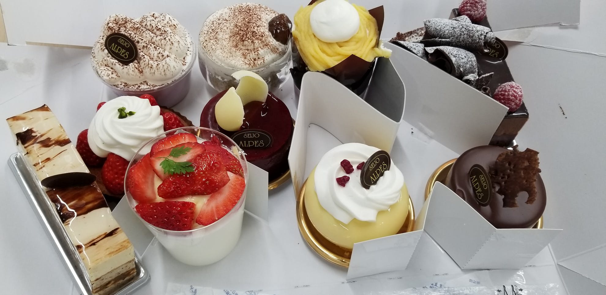 嬉しいケーキの差し入れ オンラインｕｐ講座 ブログテンプレート