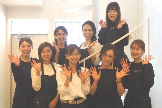 説明をする医者と患者